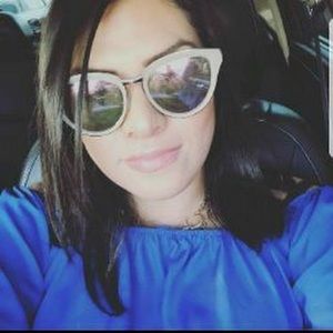 Meet your Posher, Erika